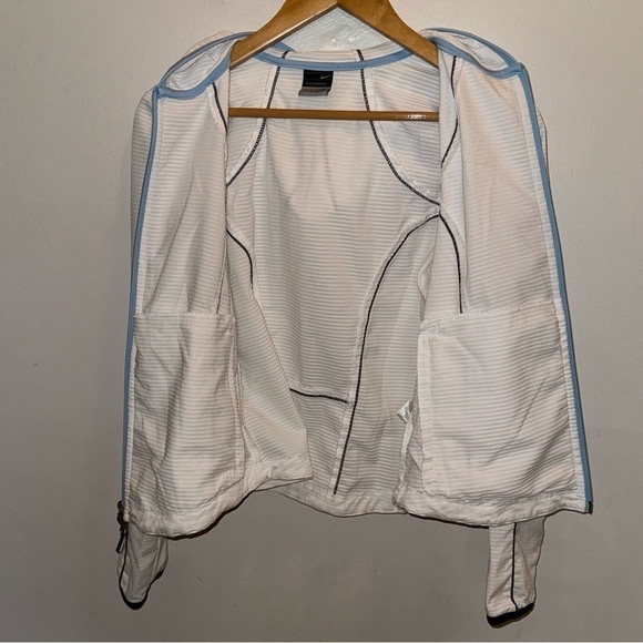 Nike Sphere Dry Jacket Women’s Size Small - Picture 12 of 13